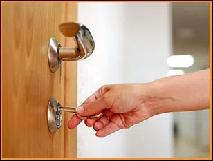 Tucson Elite Locksmith Tucson, AZ 520-226-3771 - 3-apartment-lock